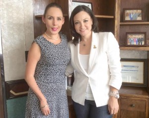 Presidenta del Patronato DIF Mexicali, Sonia Carrillo Pérez, sostuvo en una reunión con la Presidenta de la Comisión Estatal de los Derechos Humanos de Baja California, Melba Olvera Rodríguez.