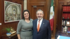 Diputada Mónica Bedoya y el Magistrado Presidente del Poder Judicial del país, Luis María Aguilar.