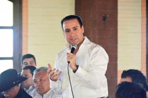 Chris López, presidente del PRI estatal.