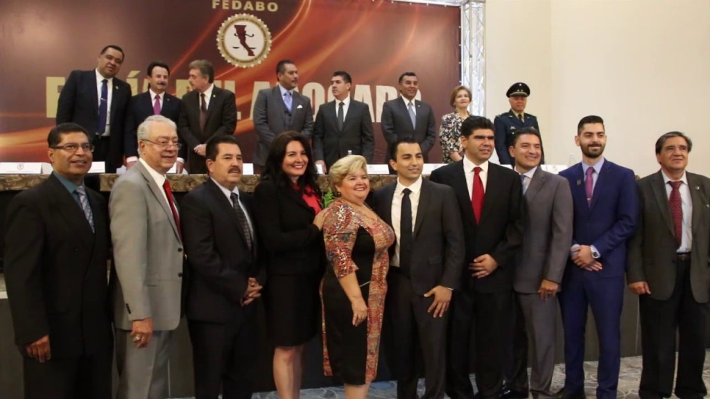 RECONOCE GOBERNADOR FRANCISCO VEGA EL PAPEL DE LOS ABOGADOS Y SU CONTRIBUCIÓN SOCIAL