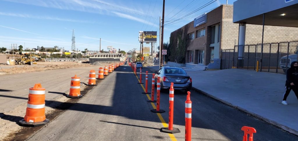 HABILITAN CARRILES DE CIRCULACIÓN EN BULEVAR LÁZARO CÁRDENAS