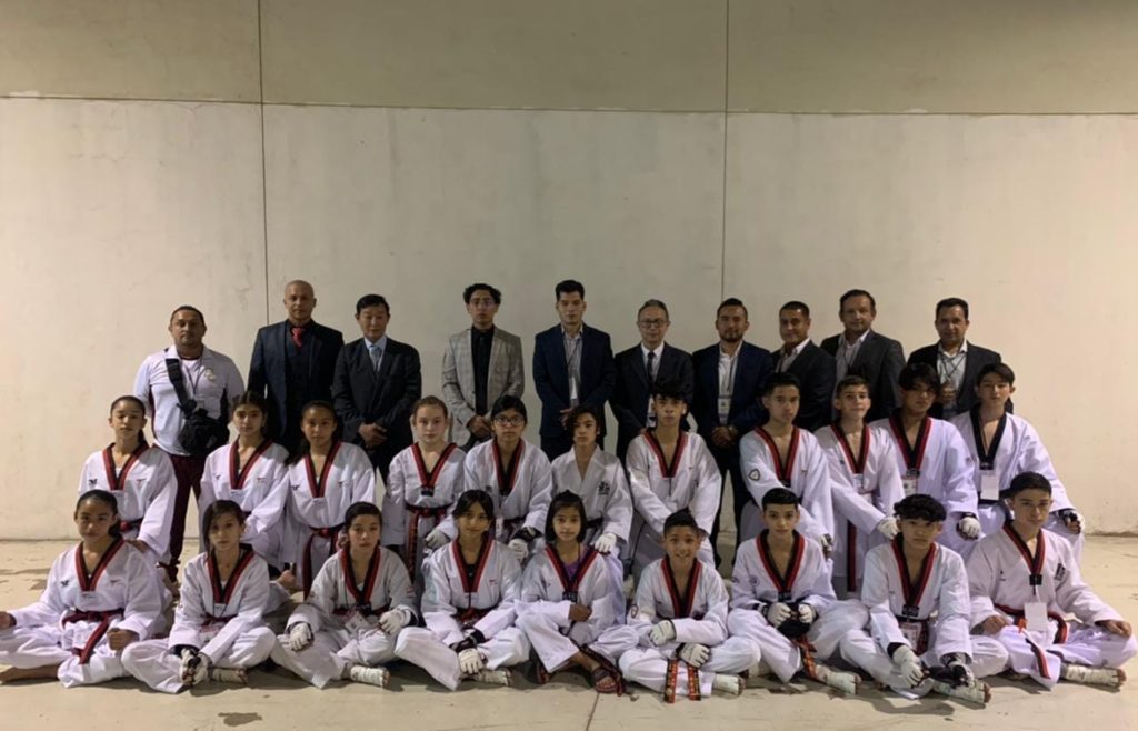 atletas taekwondo