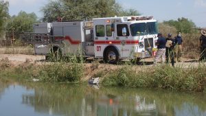 mujer encobijada y encadenada en Tulichek