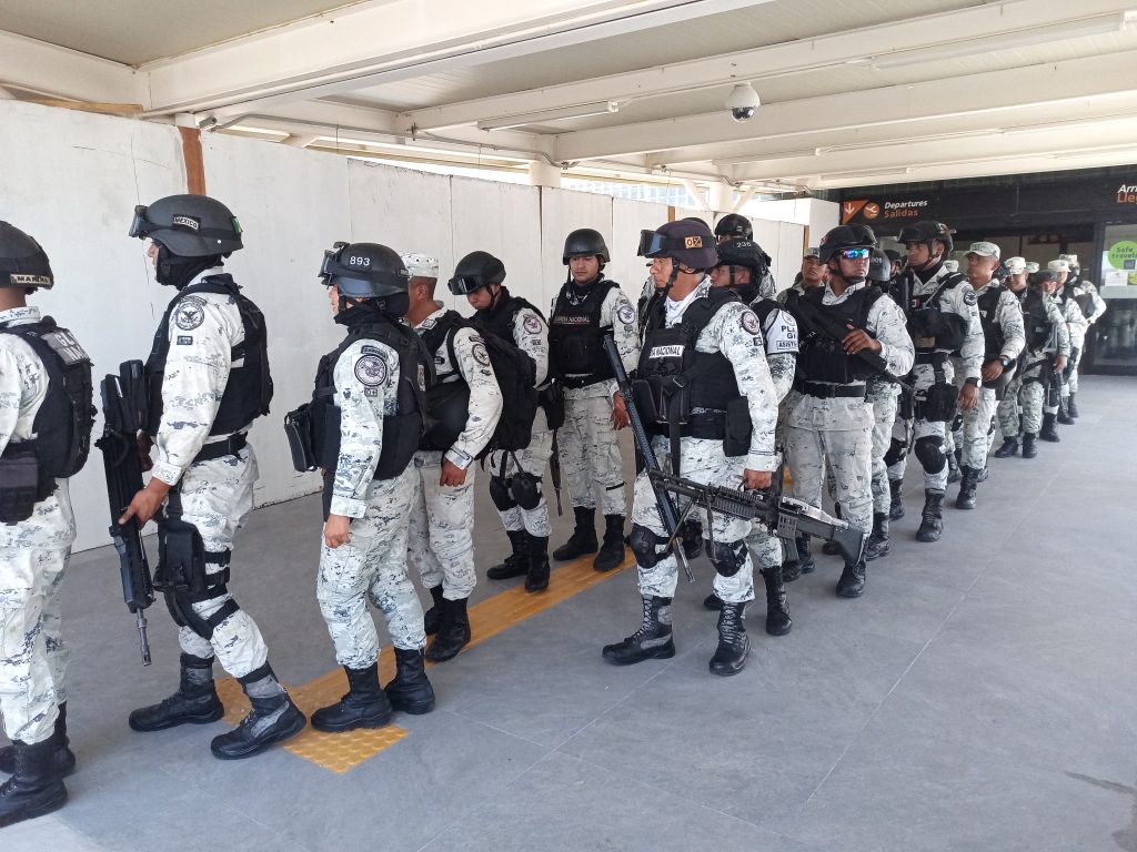 Refuerzos militares para Sonora y Baja California