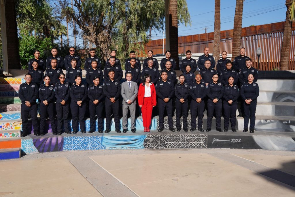 Nuevos elementos altamente capacitados refuerzas seguridad en Mexicali: Norma Bustamante