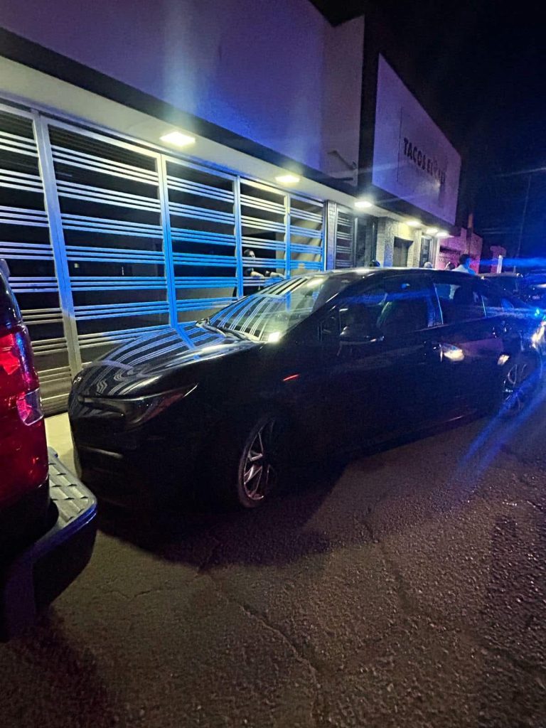 Agentes que atendieron agresión a joven en taquería permanecen activos