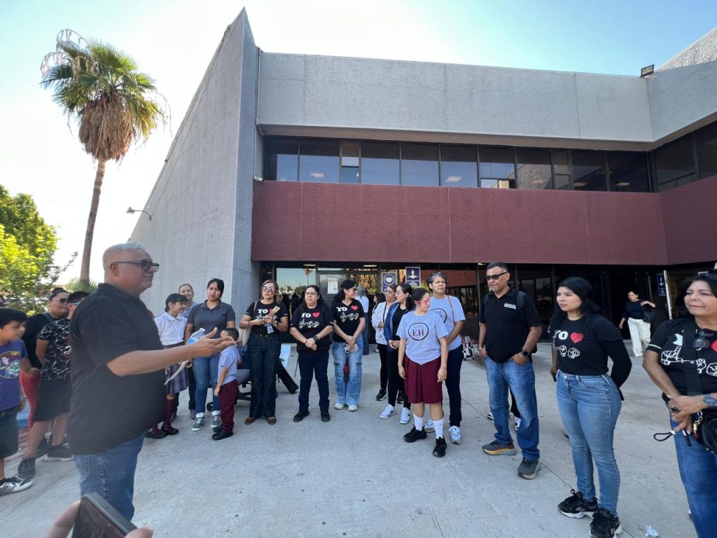 CAM “Eduardo Huet” se manifiestan en SEE por falta de refrigeraciones.