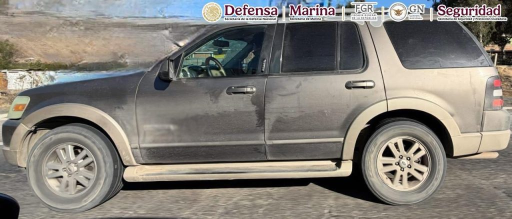 Arrestan a 7 personas con armamento y desmantelan laboratorio