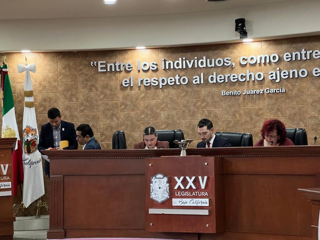 En sesión tardía se debatieron ampliaciones presupuestales