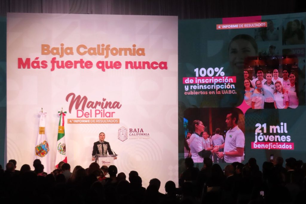 Anuncia Marina del Pilar nueva beca universitaria durante cuarto informe
