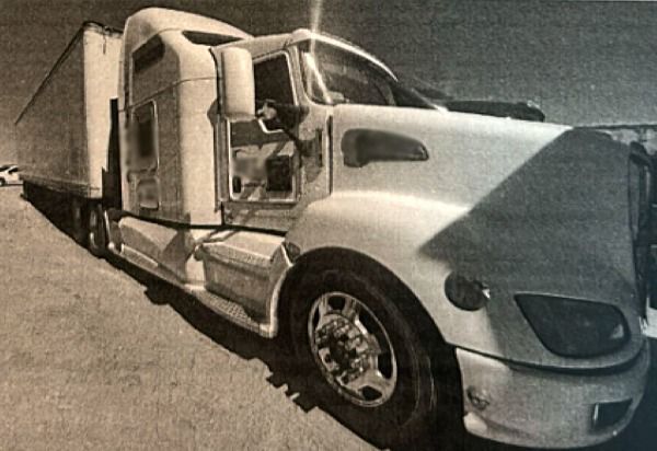 Vinculan a proceso a persona que transportaba metanfetamina líquida en 119 garrafones