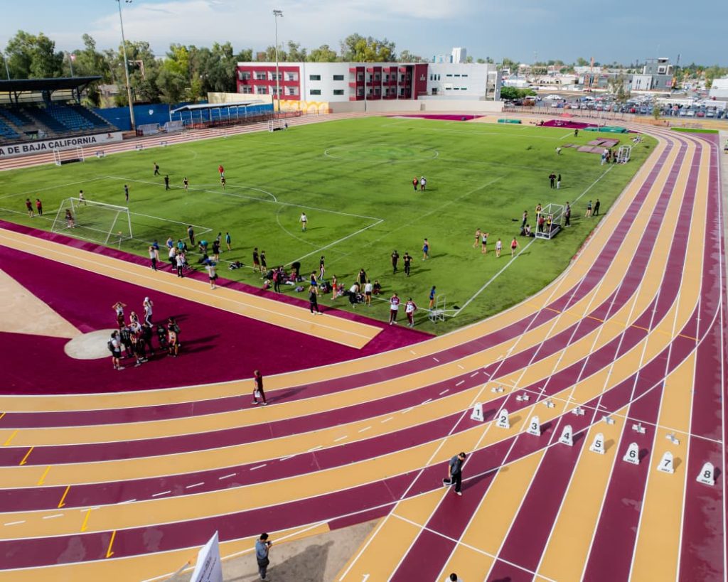 Estrena Mexicali pista de atletismo de nivel internacional con inversión del gobierno de Marina del Pilar