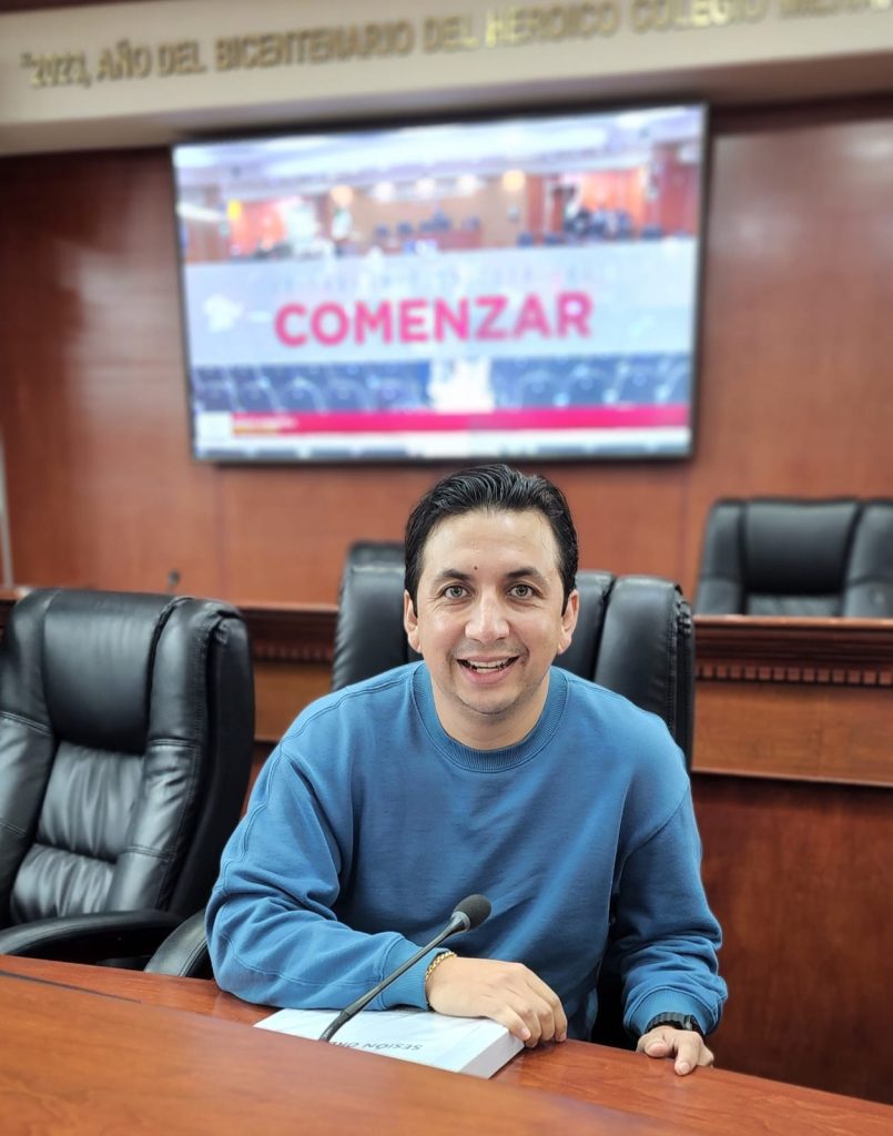 Proponen que el Estado responda daños causados por baches