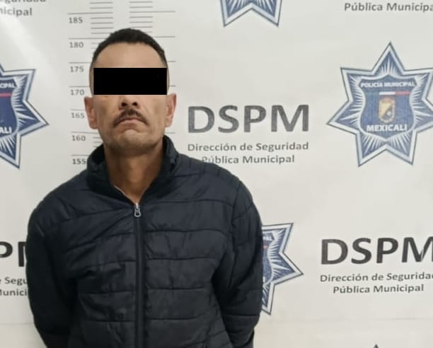 Arrestan a sujeto presunto asaltante relacionado con 12 robos a comercio en Mexicali
