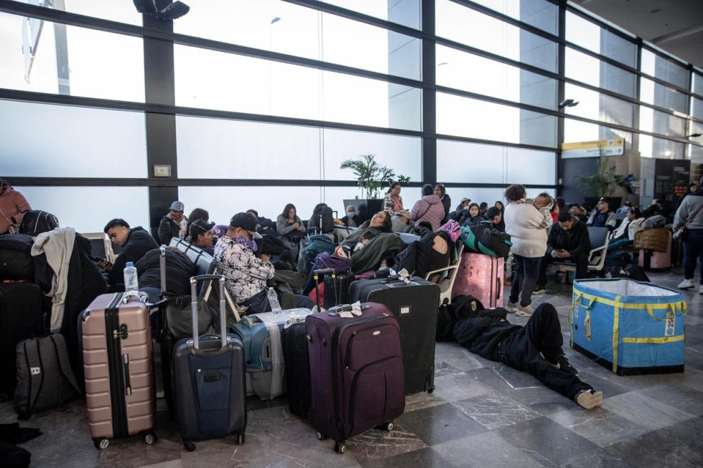 Siguen cancelaciones de vuelos en el Aeropuerto de Tijuana