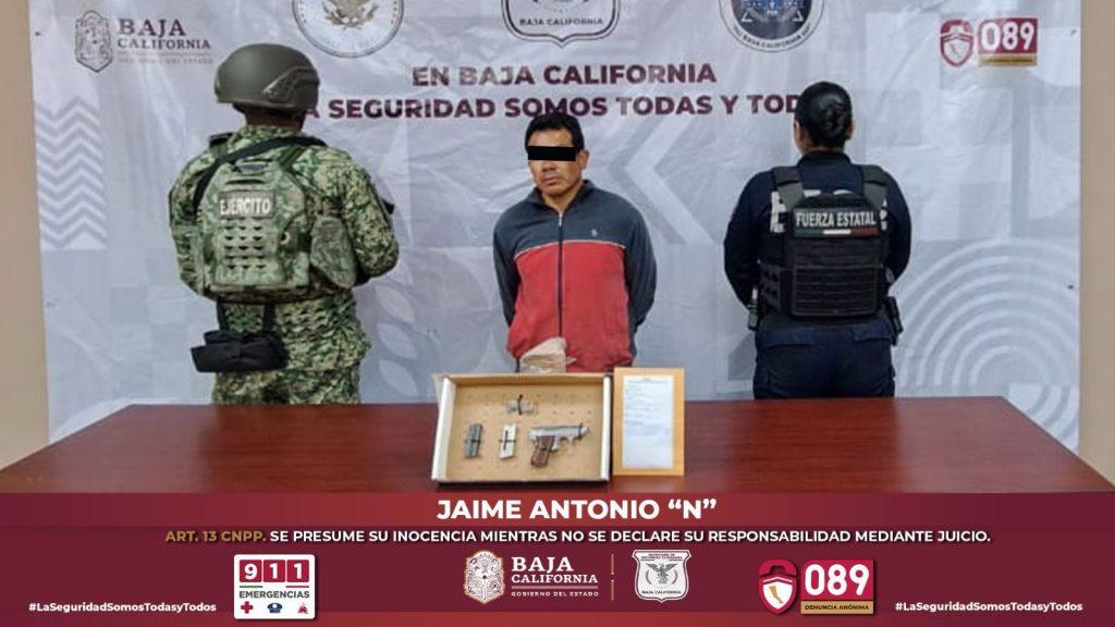 Arrestan a sujeto que amenazaba a vecinos en Ensenada