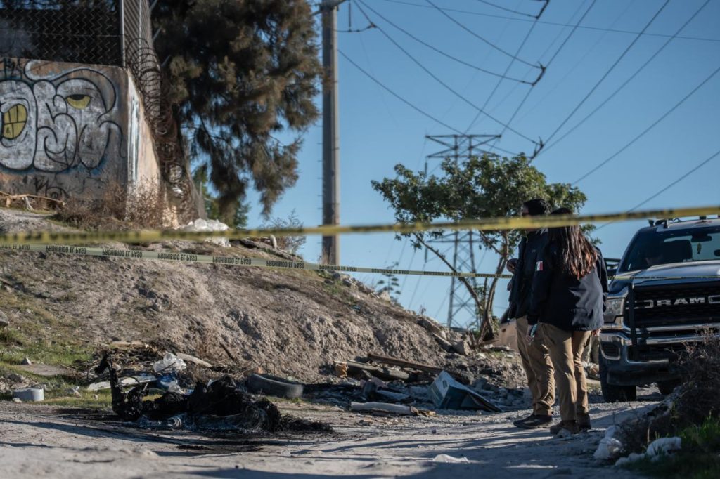 Hallan dos cuerpos calcinados en Real de San Francisco II #Tijuana