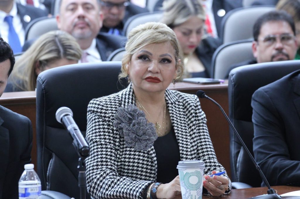 Comparece Fiscala ante el Congreso BC, es cuestionada sobre desaparecidos, violencia, depuración