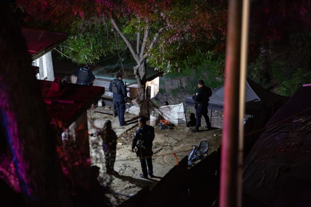 Un muerto y dos heridos deja agresión armada en Pedregal de Santa Julia