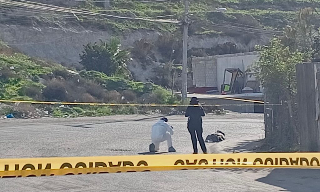 Localizan a una persona sin vida envuelta en una bolsa en Laurel 1