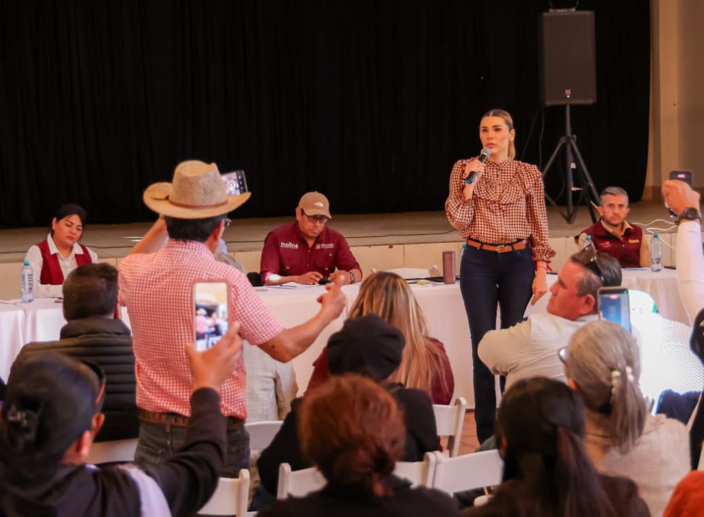 Desbloquean transpeninsular, luego del encuentro de la gobernadora Marina del Pilar con manifestantes de SQ