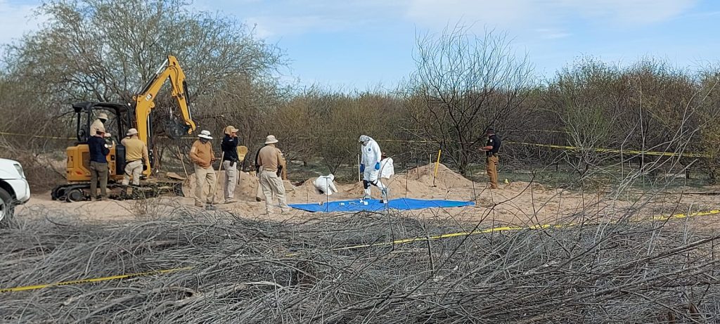 Van 22 cuerpos, incremento en los hallazgos en la #Fosa10