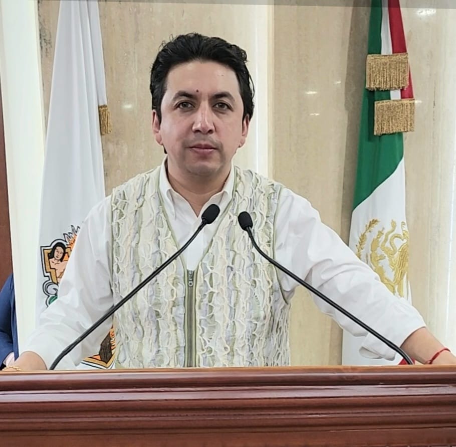 Exhortan ordenar tránsito de tractocamiones en Ensenada