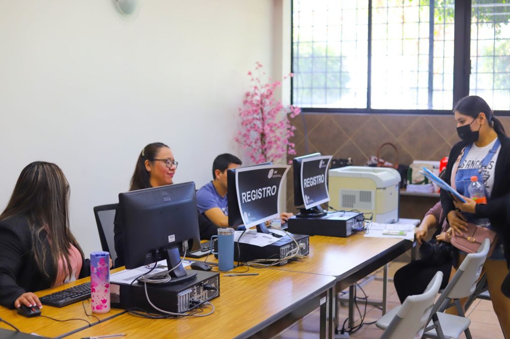 Instalan módulos para inscripciones a educación preescolar, primaria y secundaria