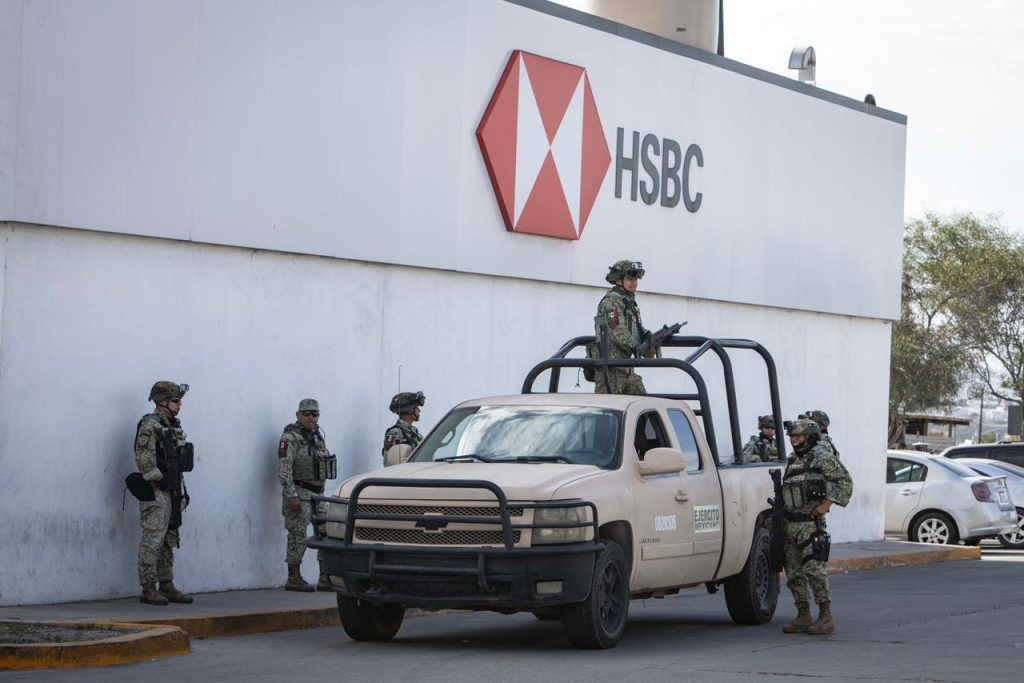 Asaltan sucursal de HSBC en el bulevar Casa Blanca en Tijuana