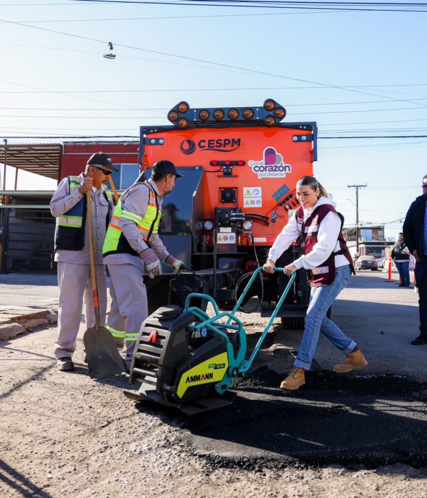 Equipa gobernadora Marina del Pilar programa «Calles Seguras, Familias Seguras» #baches