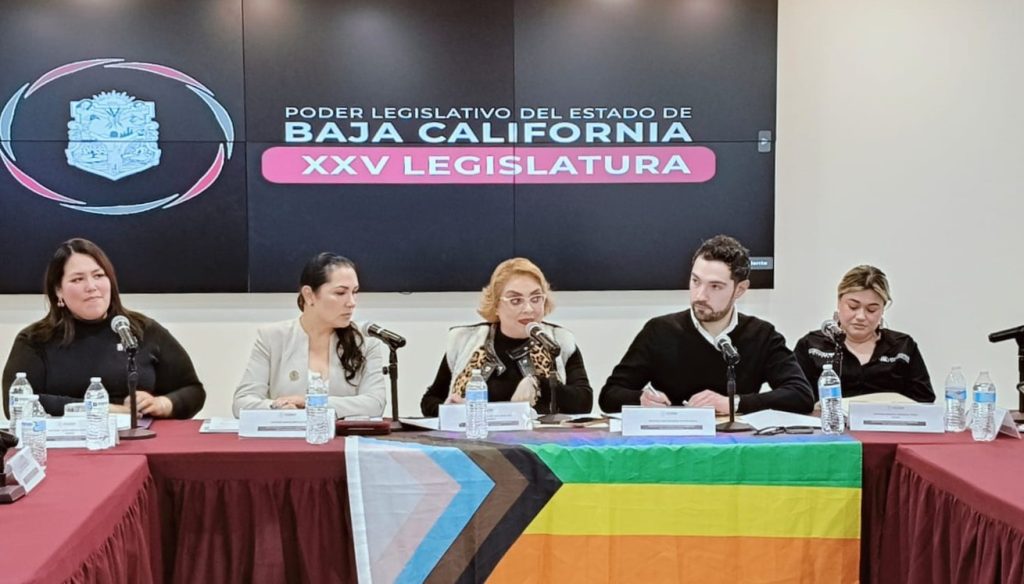 Avanza reforma para garantizar turismo libre de discriminación por orientación sexual