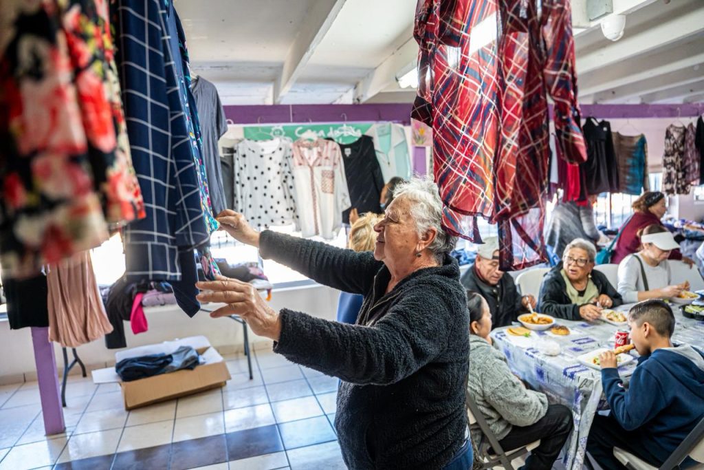 Realizan “El Pozolazo” para apoyar a abuelitos de la colonia Herrera