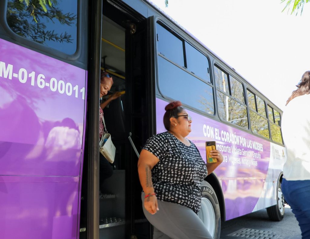 Nuevas rutas de transporte anuncia gobernadora Marina del Pilar