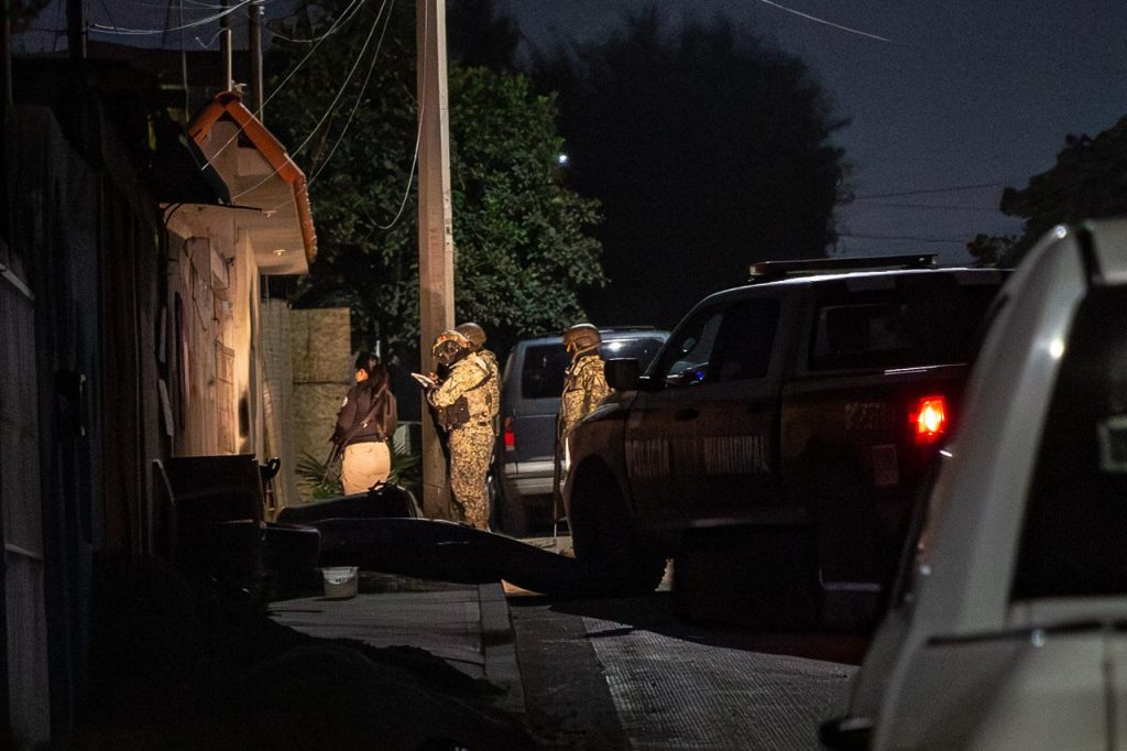 Matan a dos hombres y lesionan a una joven en Terrazas del Valle