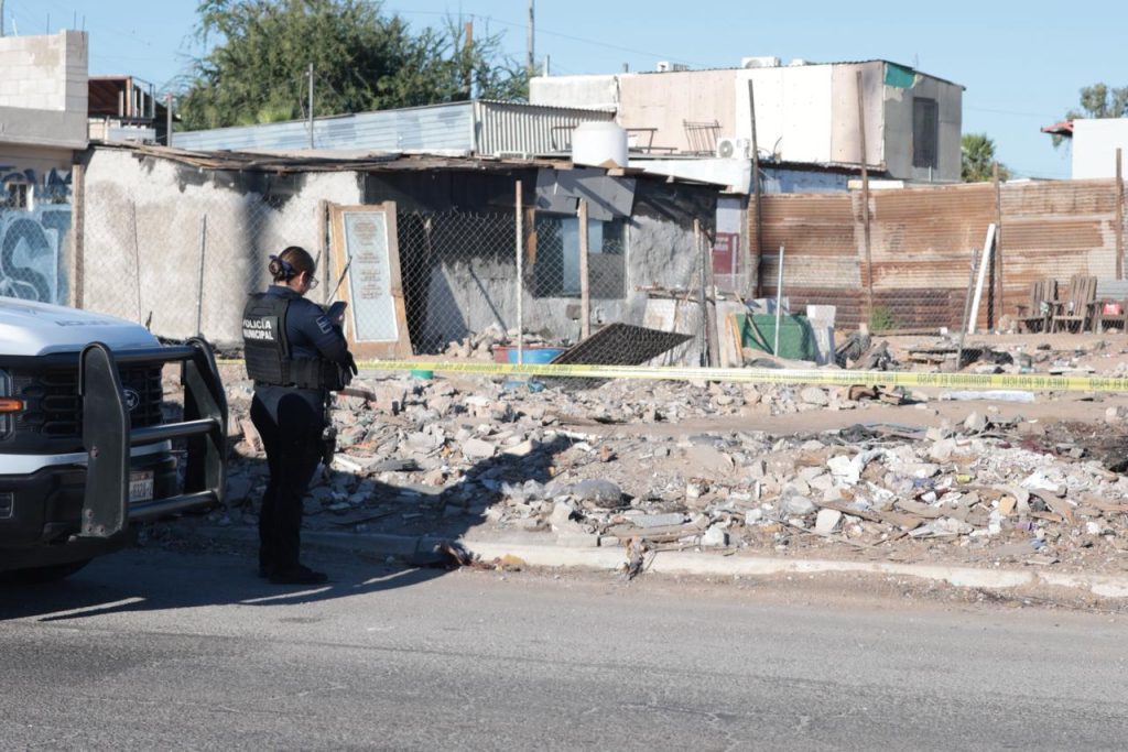 Hallan cuerpo sin vida con huellas de violencia en la colonia Xochicalco