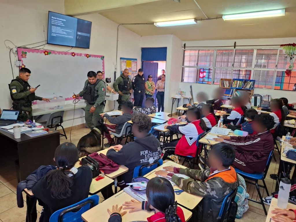 Realizan tareas preventivas en escuelas de Playas de Rosarito