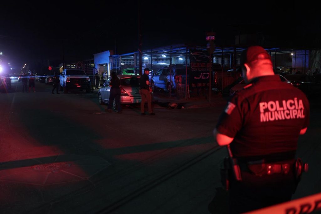 Muere joven tras sufrir ataque con arma blanca mientras realizaba mecánica