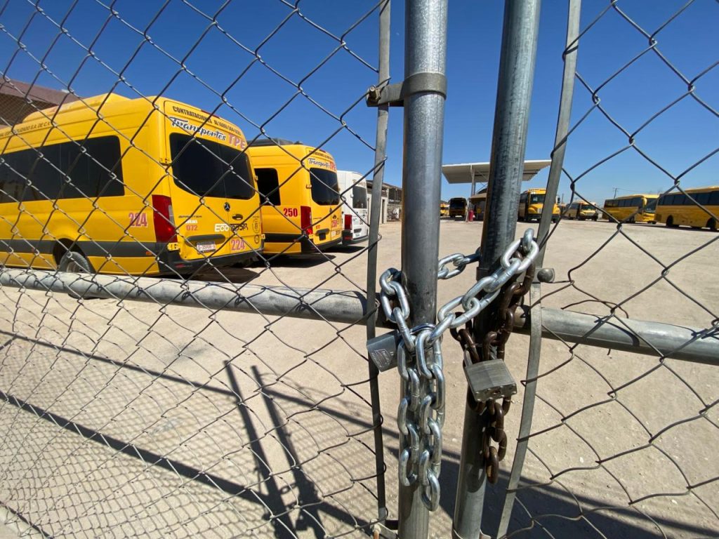 Aseguran 25 mil litros de gasolina de presunto “huachicoleo” en empresa de transporte privado; detienen a trabajadores.