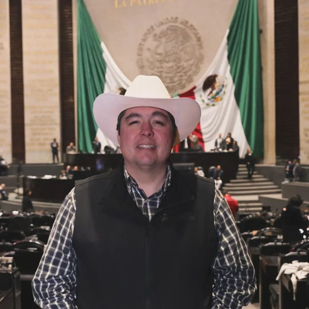 Dip. Samaniego destaca aprobación legislación para eliminar «pensiones doradas»