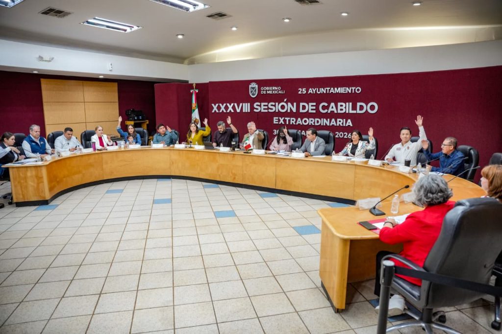 Cabildo de Mexicali aprueba tarjetón azúl gratuito para menores neureodivergentes