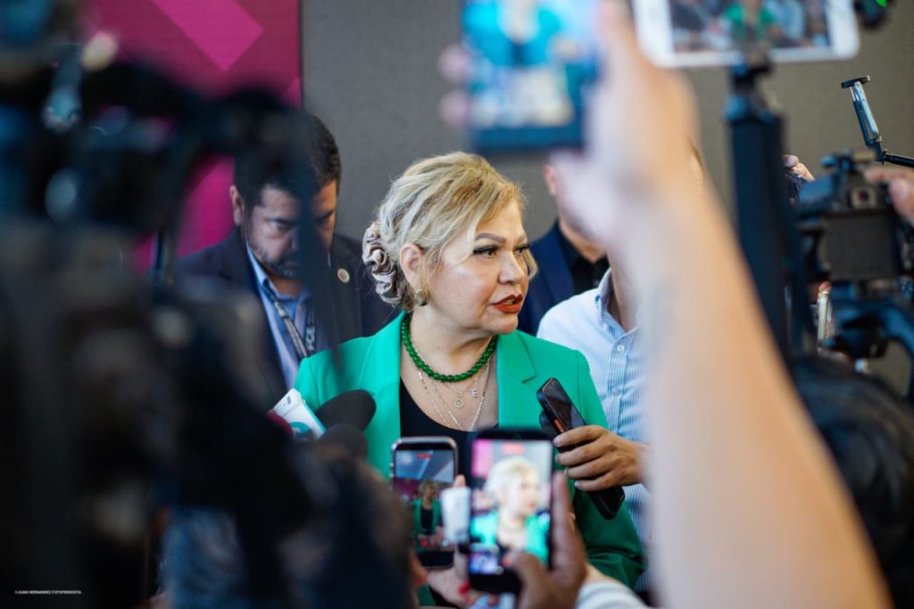 Fiscalía de Baja California centra investigación en detenidos por asesinato de agente en Ensenada