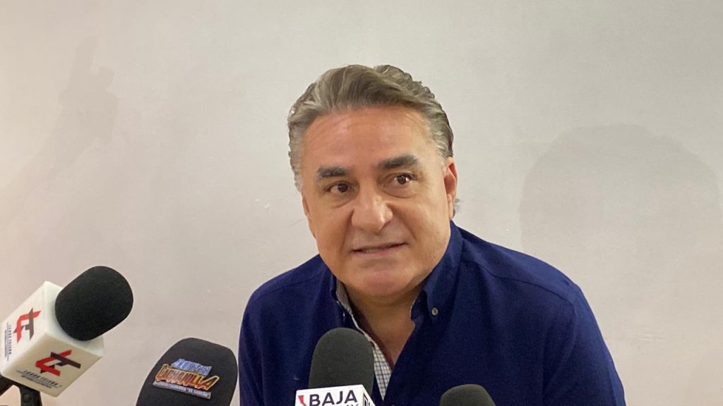 “Baja California tiene problemas más grandes”: Adrián Uribe sobre pelea Marina-Bonilla