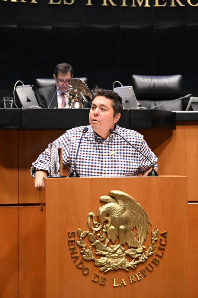 Salvaguardan derechos de empleados del Congreso del Estado