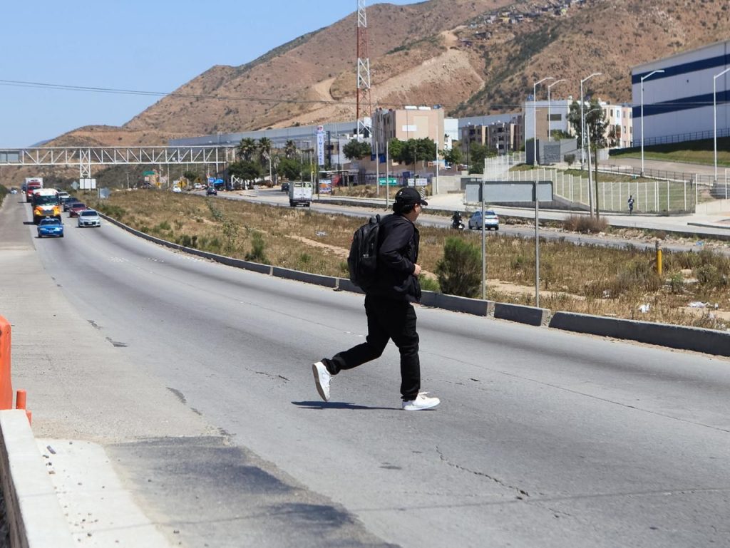 Vecinos exigen puente peatonal urgente en el bulevar 2000 tras accidentes