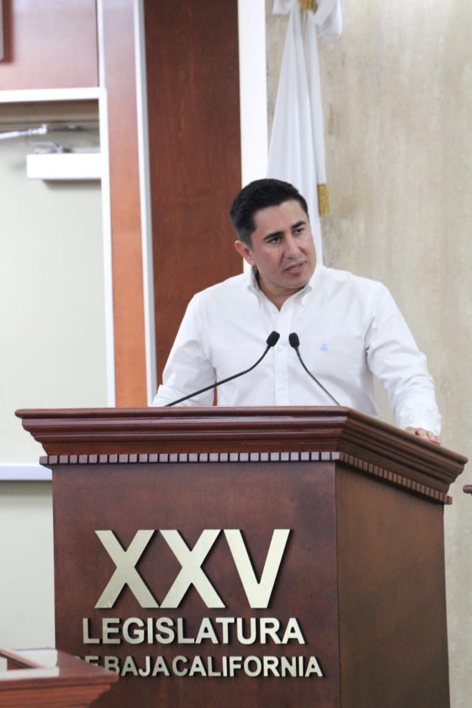 Insiste Dip. Diego Echevarría en instalación de semáforo en Calle 11 y Calzada Terán Terán