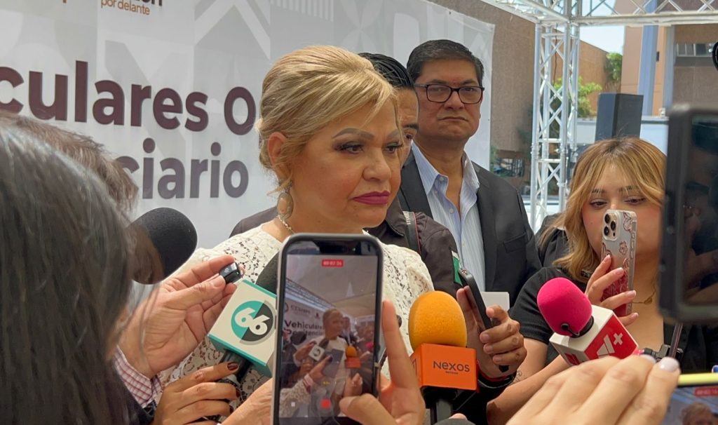 Rastros de marihuana y positivo a alcohol: conductor del Infiniti del Valle de las Misiones.