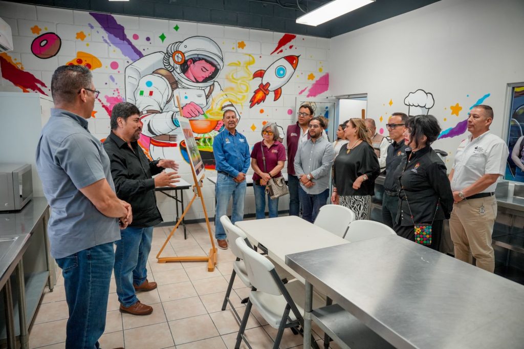 Continúa Norma Bustamante laa expansión de Centros Pilares en Mexicali