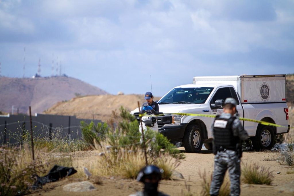 Hallan a hombre sin vida en camino de terracería de Puerta Plata con huellas de violencia