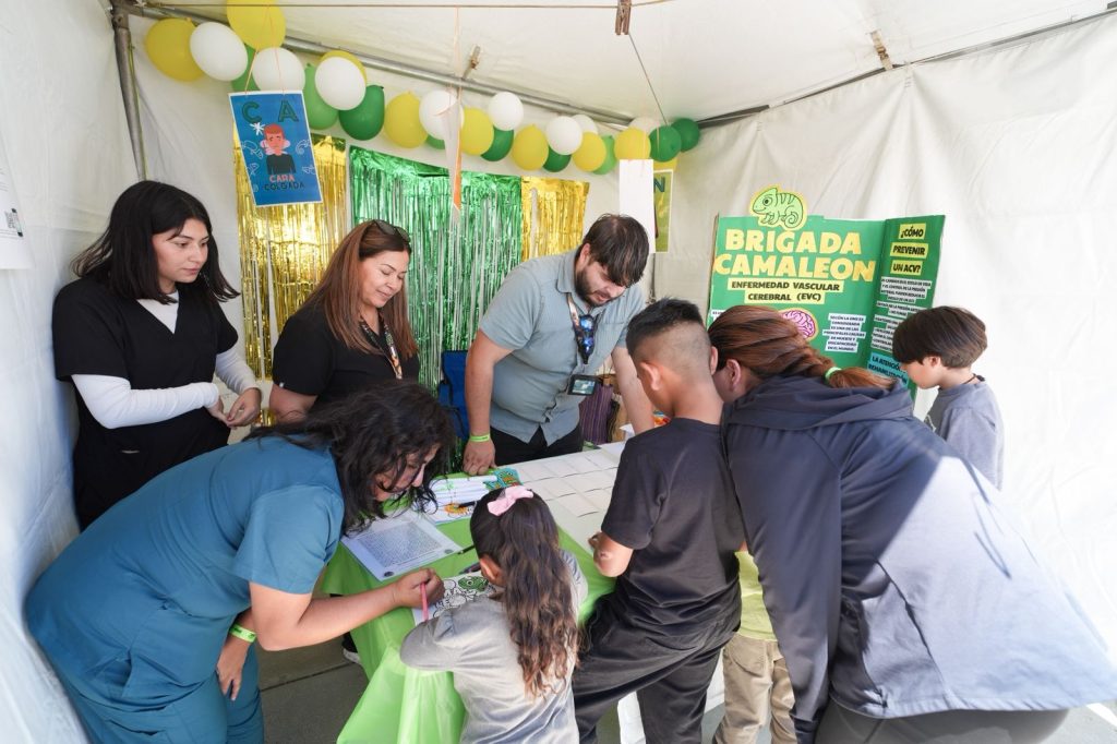 Acerca UABC salud, conocimiento y bienestar a la comunidad de La Rumorosa
