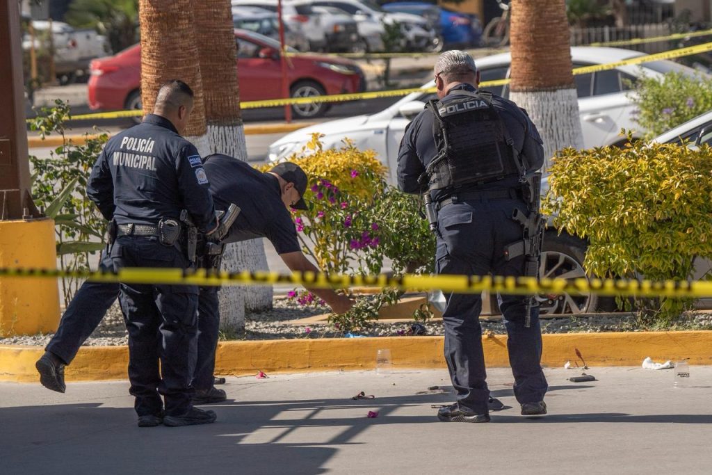 Cae recluso fugado tras enfrentarse a policías en Otay